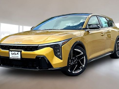 New 2026 Kia K4 GT-Line w/ GT-Line Premium Package FWD image 1