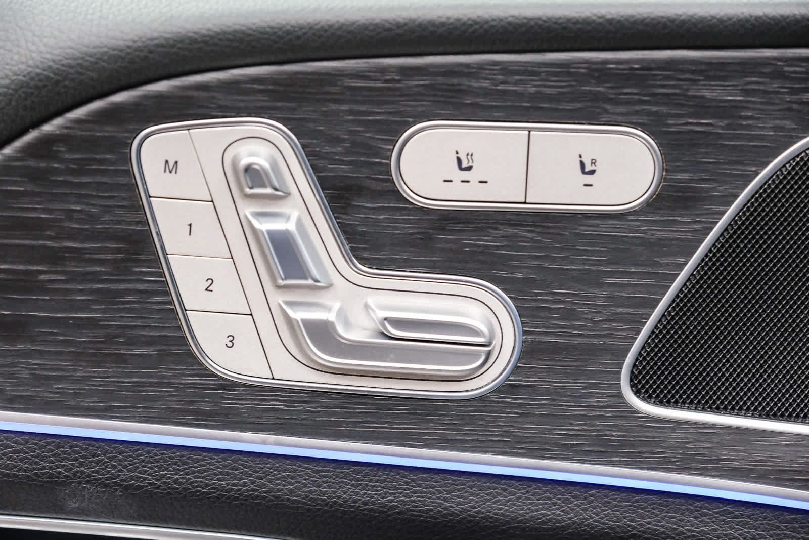 Certified 2025 Mercedes-Benz GLE 350 4MATIC image 26