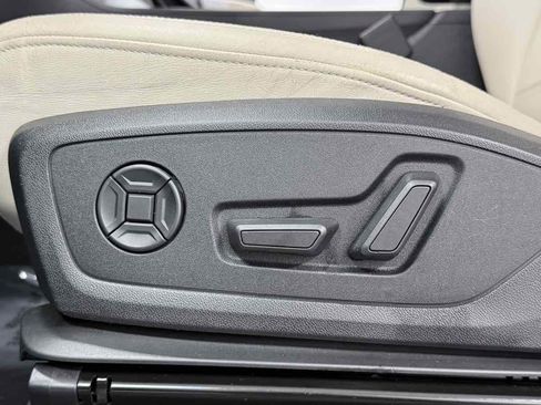 Used 2022 Audi Q3 2.0T Premium image 24