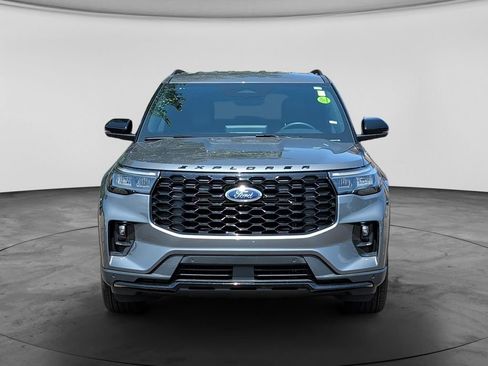 Used 2026 Ford Explorer ST-Line AWD/4WD image 2