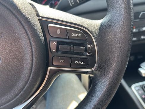 Used 2018 Kia Sportage LX AWD/4WD image 27