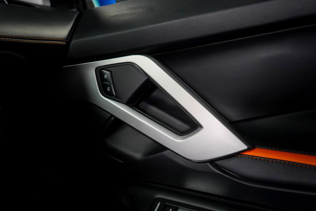 Used 2018 Lamborghini Aventador S AWD/4WD image 22