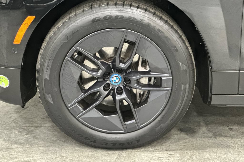 Certified 2024 BMW iX xDrive50 AWD/4WD image 34
