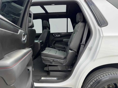 Used 2022 Chevrolet Tahoe RST w/ Luxury Package image 36