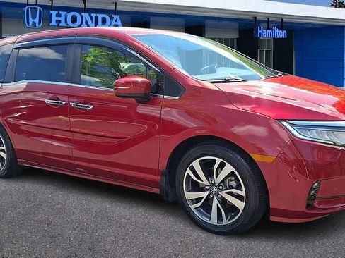 Certified 2023 Honda Odyssey Touring image 2