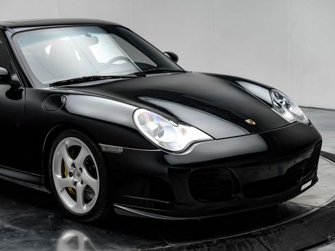 Used 2005 Porsche 911 Turbo S image 23