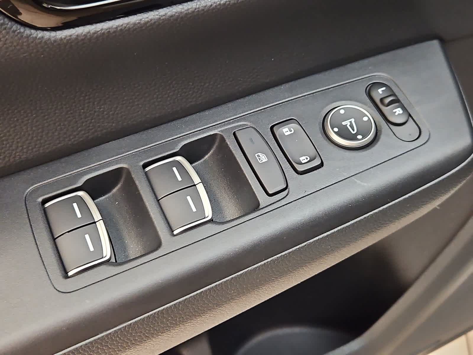 Certified 2023 Honda CR-V EX-L image 17