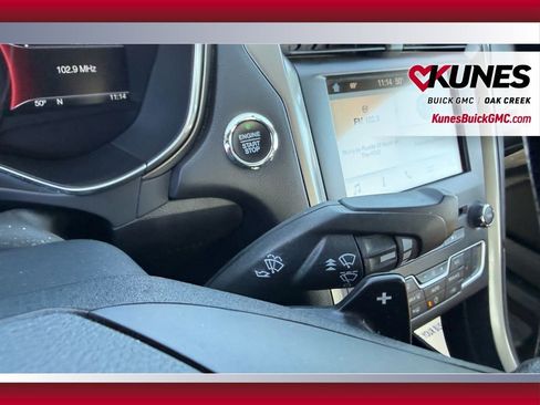 Used 2017 Ford Fusion SE w/ Equipment Group 201A image 12