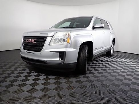 Used 2017 GMC Terrain SLE image 7