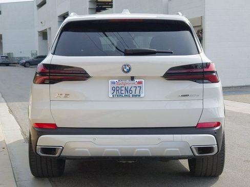 Used 2025 BMW X5 xDrive50e w/ Parking Assistance Package AWD/4WD image 6