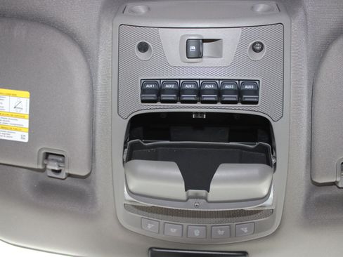 Used 2018 Ford F250 Lariat w/ Lariat Ultimate Package image 31