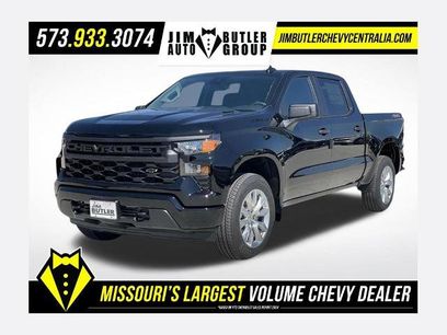 New 2025 Chevrolet Silverado 1500 Custom w/ LPO, Dark Essentials Package