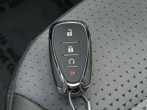 Used 2025 Chevrolet Trax LT image 22