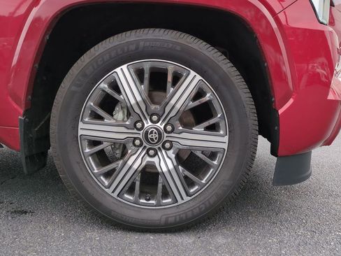 Used 2025 Toyota Sequoia Capstone AWD/4WD image 14