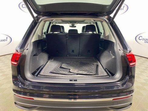 Used 2022 Volkswagen Tiguan SE image 6