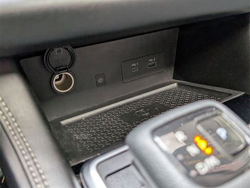 Used 2023 Nissan Pathfinder Platinum w/ Cargo Package image 34