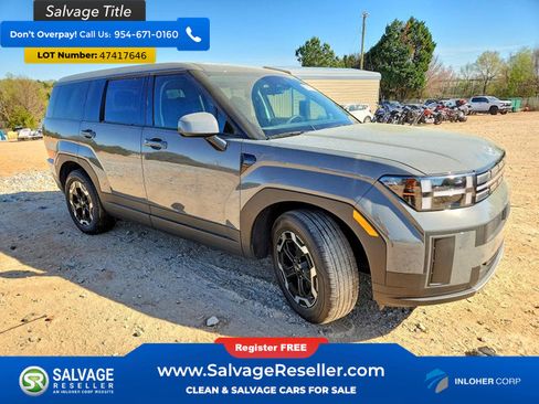 Used 2025 Hyundai Santa Fe SE FWD image 5