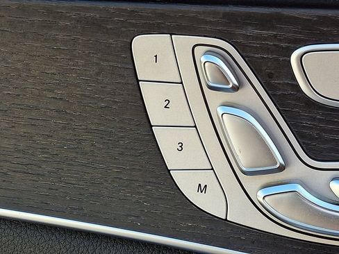 Used 2019 Mercedes-Benz C 300 4MATIC Sedan image 27