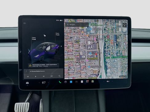 Used 2022 Tesla Model Y Performance AWD/4WD image 9