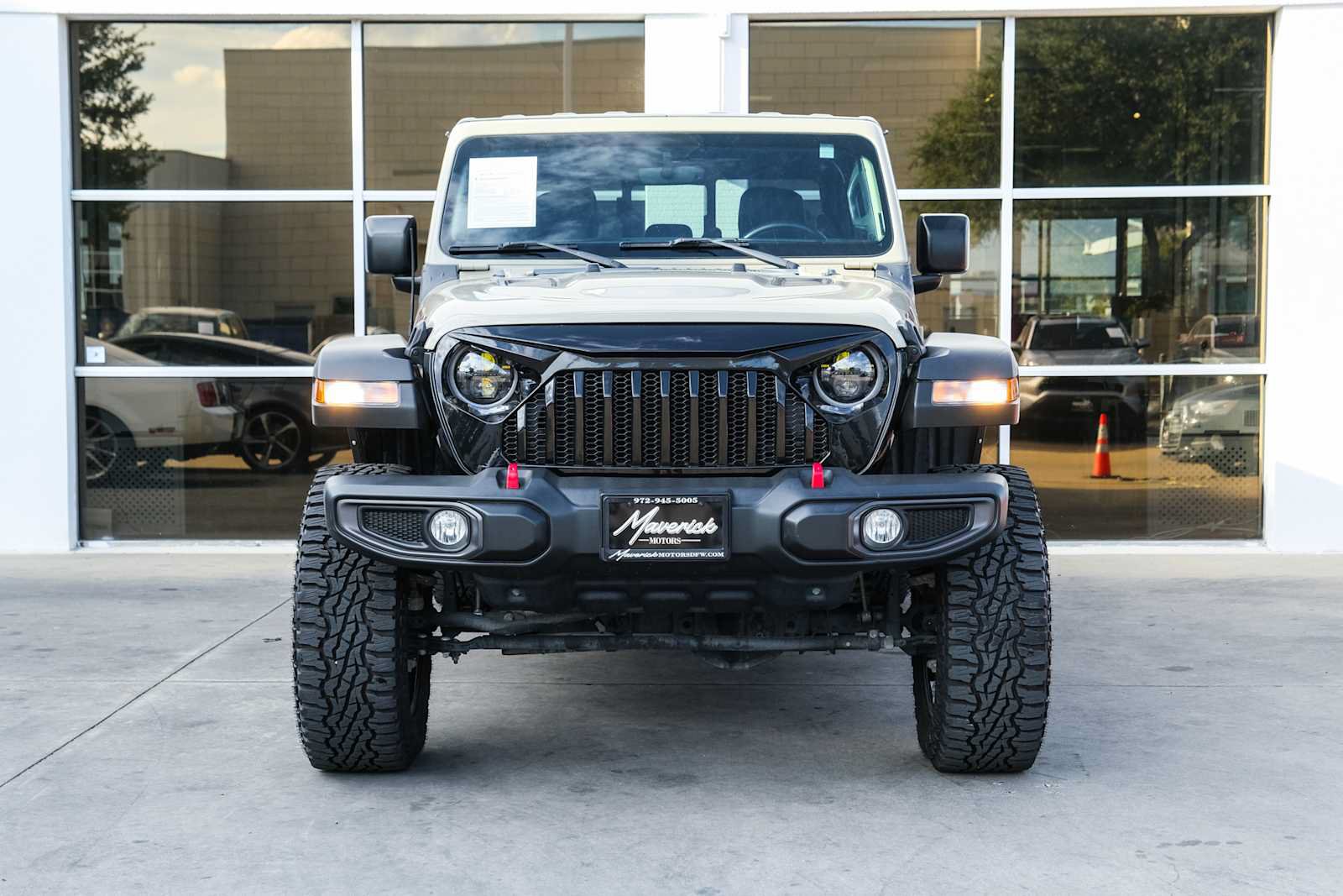 Used 2022 Jeep Gladiator Rubicon AWD/4WD image 3