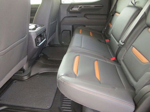 New 2026 GMC Sierra 1500 AT4 w/ AT4 Premium Package image 22