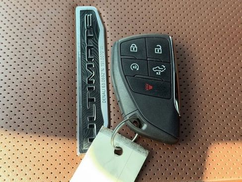 Used 2024 GMC Sierra 2500 Denali Ultimate w/ Max Trailering Package AWD/4WD image 24