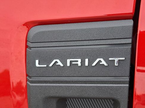 Certified 2022 Ford Maverick Lariat w/ Lariat Luxury Package image 9