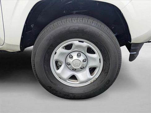 Used 2023 Toyota Tacoma SR w/ SR Convenience Package image 21