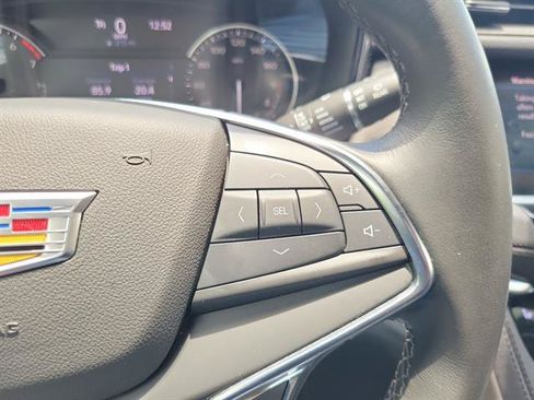 Certified 2022 Cadillac XT5 Luxury FWD image 43