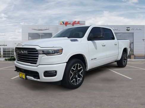 Used 2025 RAM 1500 Laramie w/ Laramie Southwest Edition AWD/4WD image 1