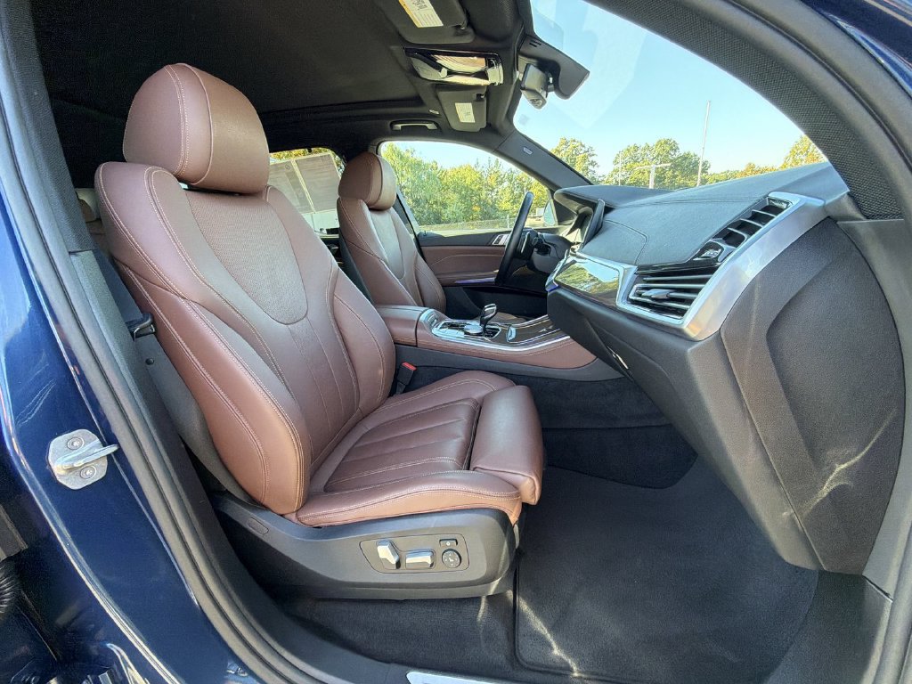 Used 2020 BMW X5 xDrive40i w/ Premium Package AWD/4WD image 22