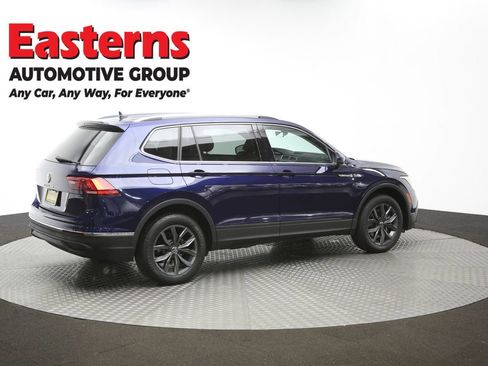 Used 2022 Volkswagen Tiguan SE image 40