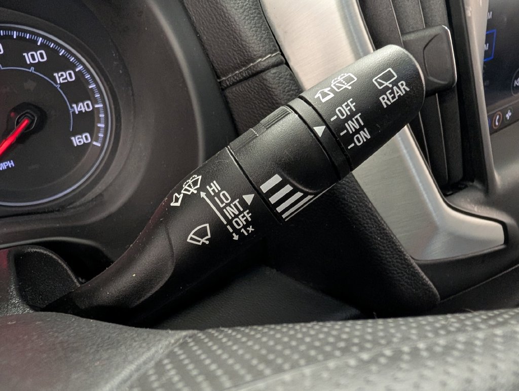 Used 2023 GMC Terrain SLE w/ Driver Convenience Package AWD/4WD image 23