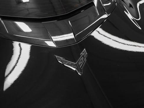 Used 2025 Chevrolet Corvette Z06 image 33