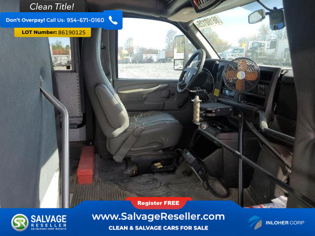 Used 2012 Chevrolet Express 3500 Extended w/ School Bus Package RWD image 5