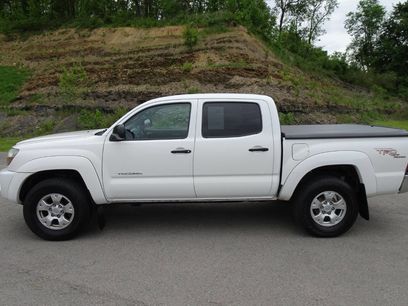 Used 2011 Toyota Tacoma 4x4 Double Cab w/ TRD Off-Road Pkg