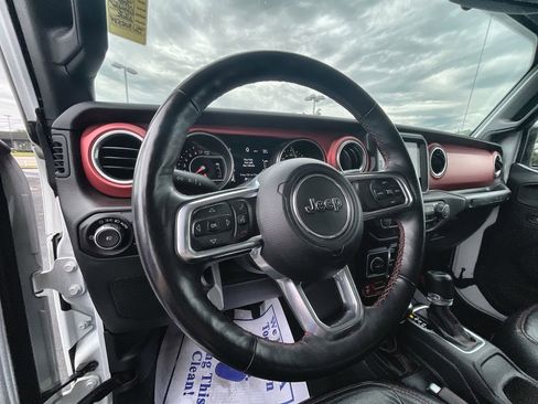 Used 2018 Jeep Wrangler Unlimited Rubicon AWD/4WD image 10