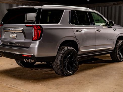 Used 2021 GMC Yukon Denali image 10