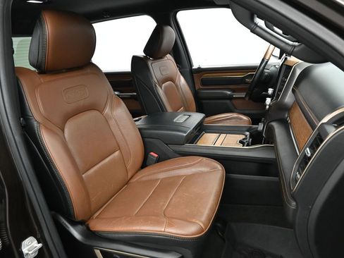 Used 2019 RAM 1500 Limited image 23