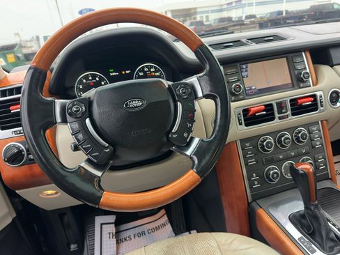 Used 2011 Land Rover Range Rover HSE LUX image 33