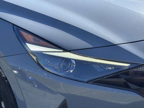 Used 2023 Hyundai Elantra SEL FWD image 7