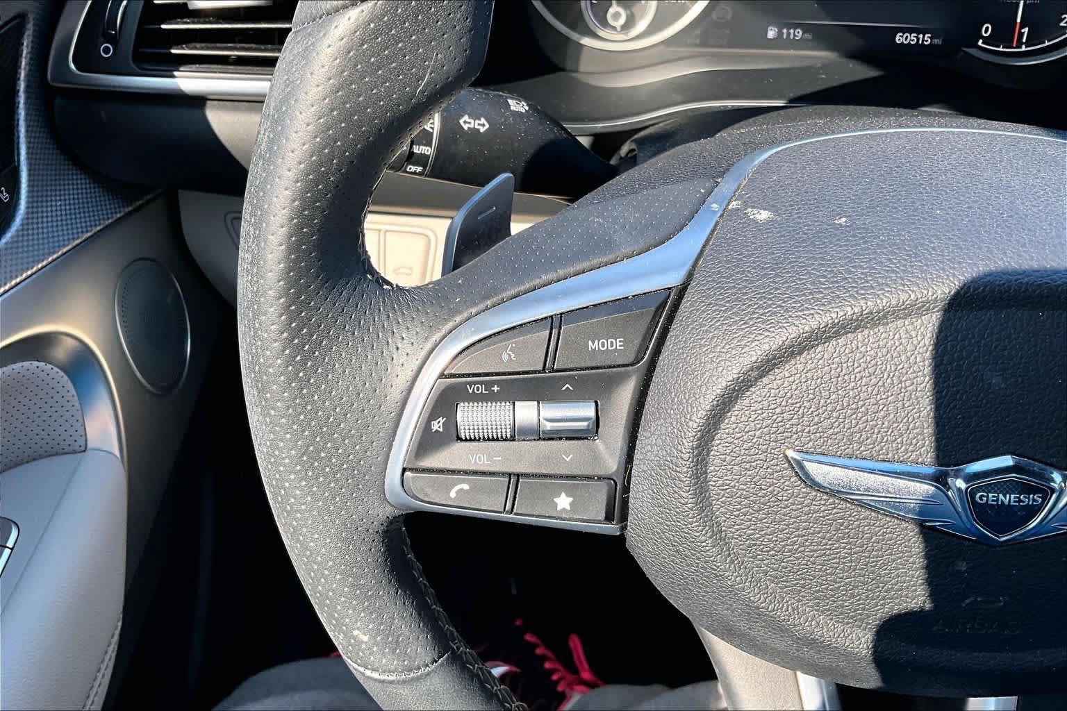 Used 2022 Genesis G70 2.0T w/ Prestige Package RWD image 21