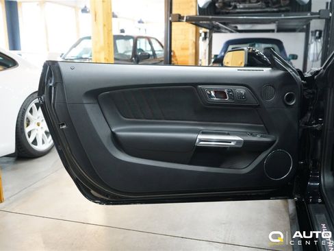 Used 2017 Ford Mustang GT Premium w/ Equipment Group 401A image 11