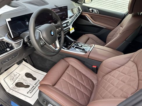 New 2026 BMW X5 xDrive40i w/ Premium Package image 10