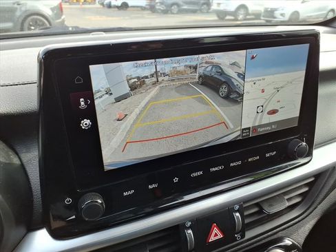 Certified 2023 Kia Forte GT-Line image 18