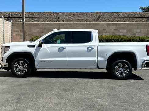 Used 2025 GMC Sierra 1500 SLT RWD image 7