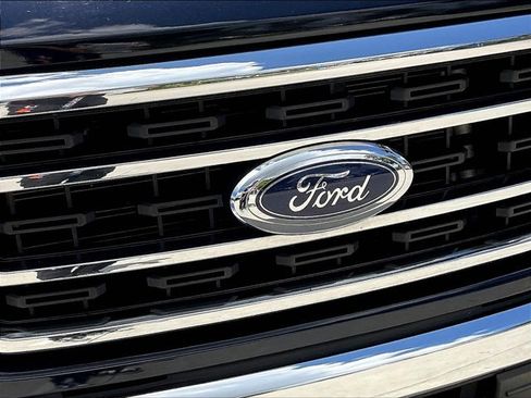Used 2023 Ford F150 XLT w/ Equipment Group 302A High RWD image 29