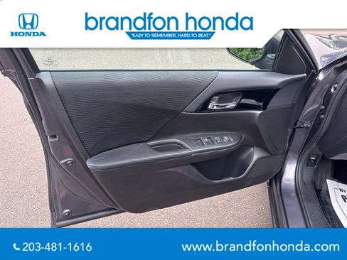 Used 2016 Honda Accord LX image 11