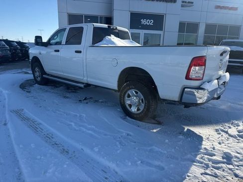 Used 2024 RAM 2500 Tradesman w/ Chrome Appearance Group image 4
