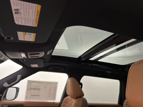 New 2026 Nissan Armada Platinum Reserve w/ Accent Package AWD/4WD image 15